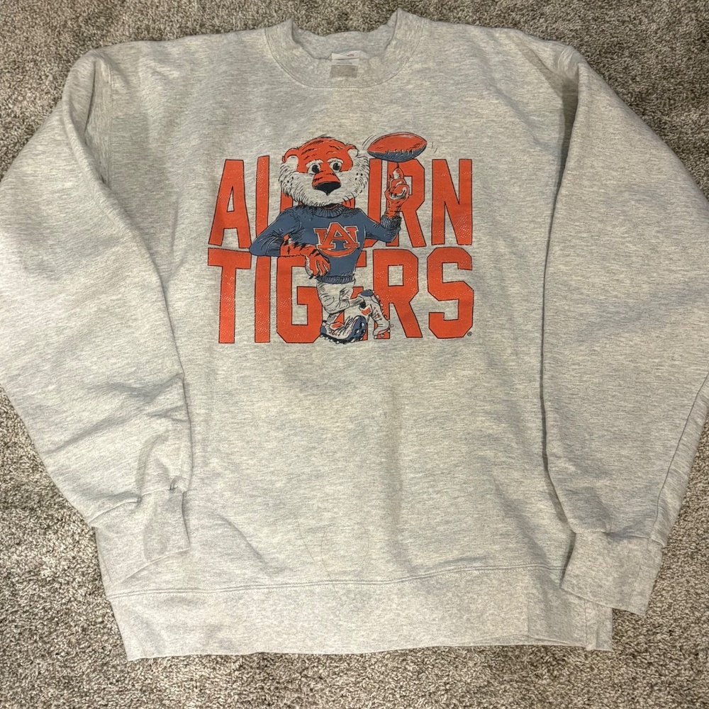 Grey Auburn Tigers Sweathshirt